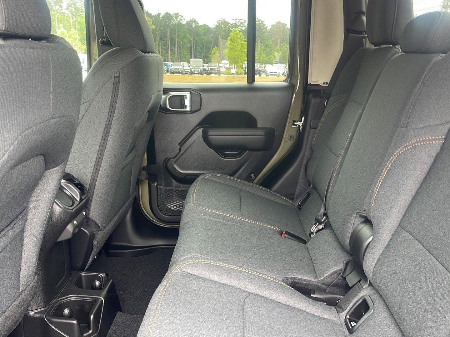 New 2026 Jeep Gladiator Sport AWD/4WD image 26