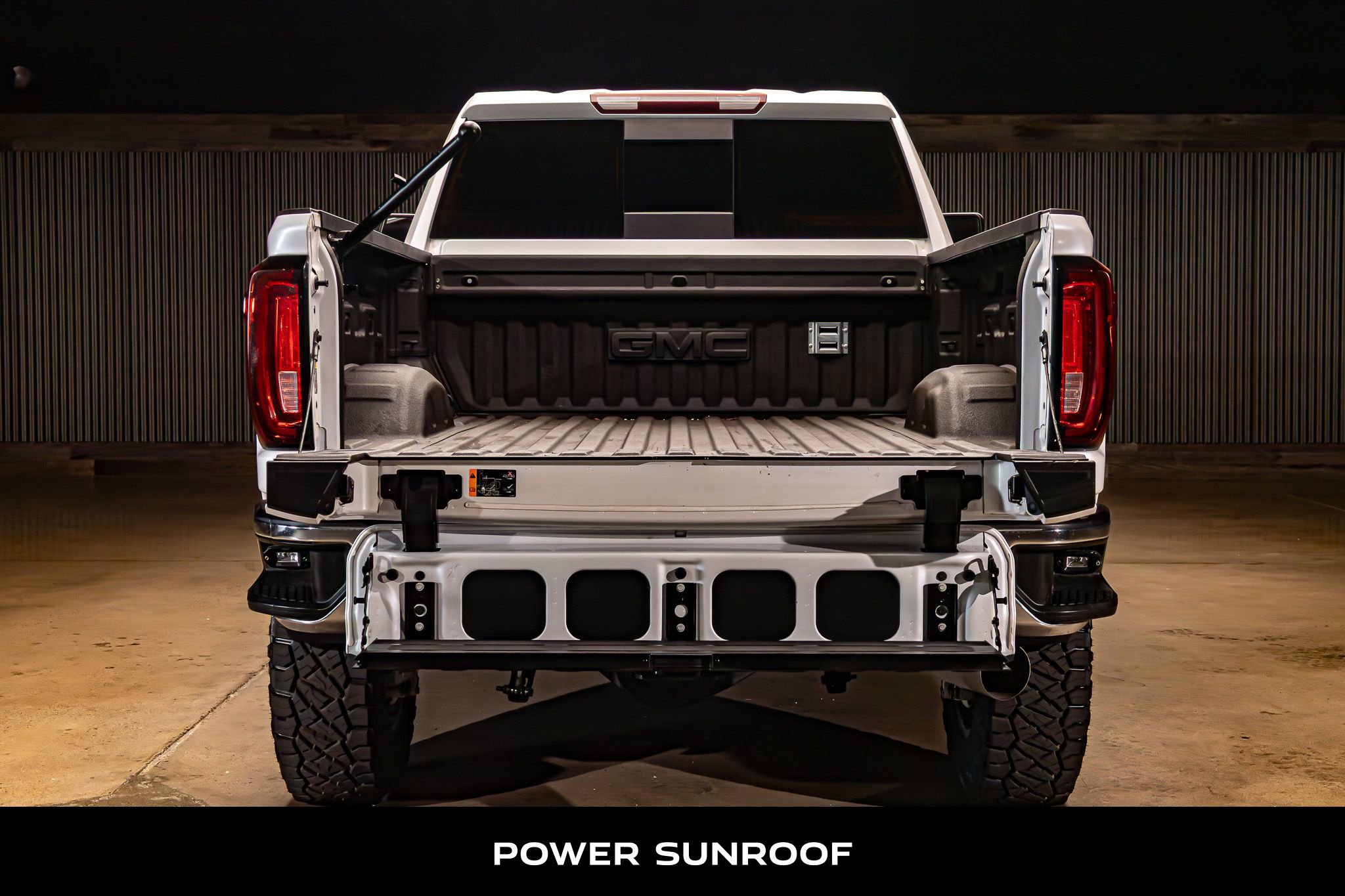 Used 2021 GMC Sierra 2500 SLT w/ SLT Convenience Package AWD/4WD image 8