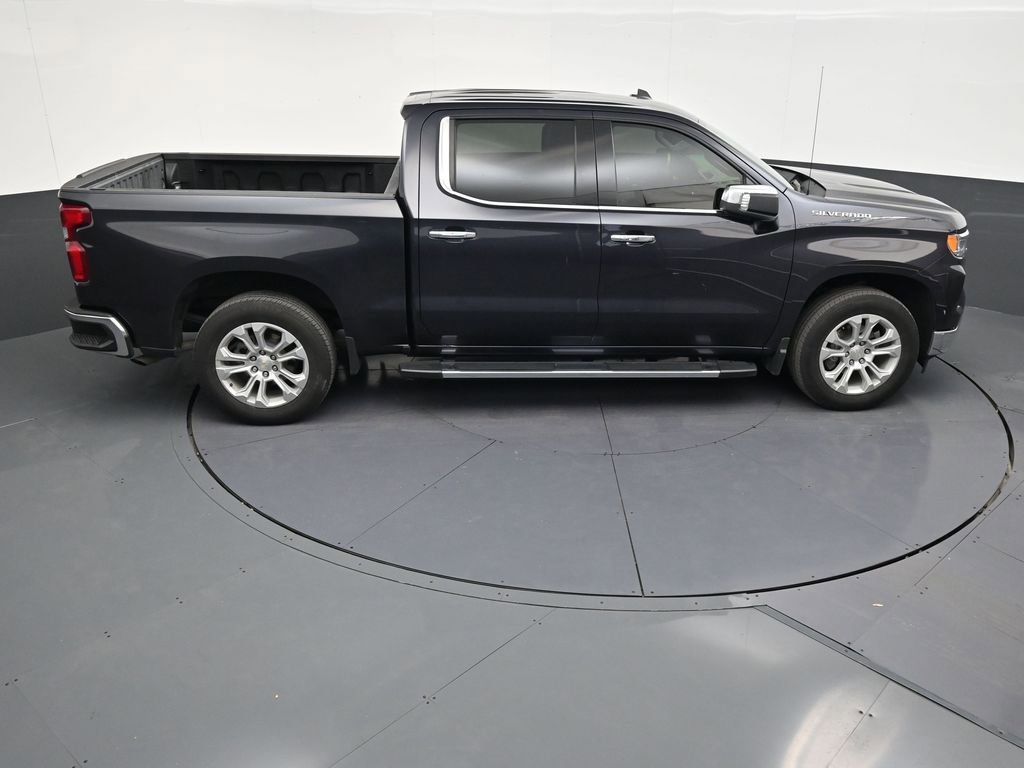 Used 2023 Chevrolet Silverado 1500 LTZ RWD image 17