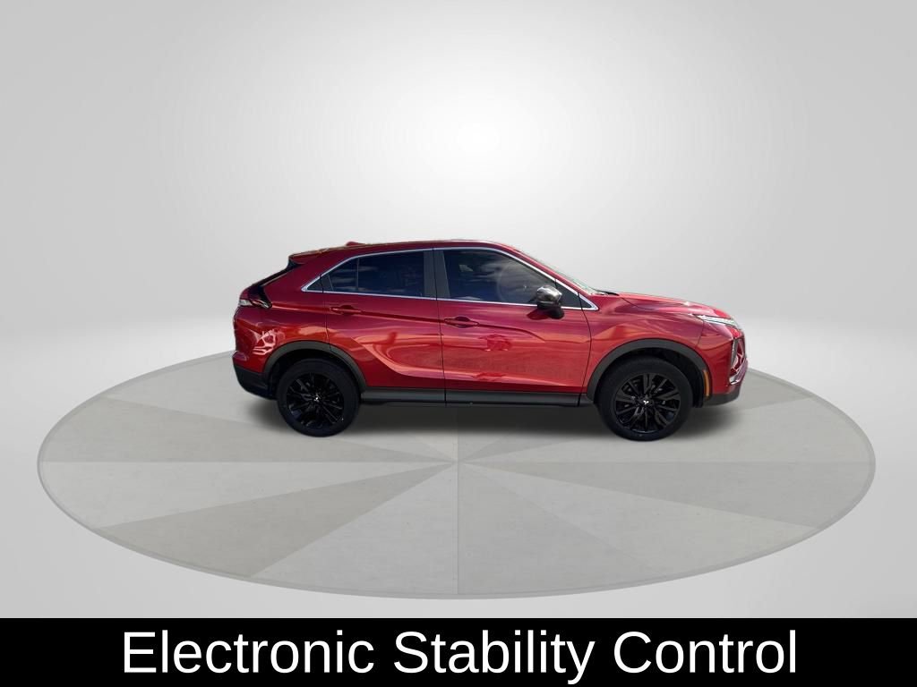 Used 2023 Mitsubishi Eclipse Cross LE image 7