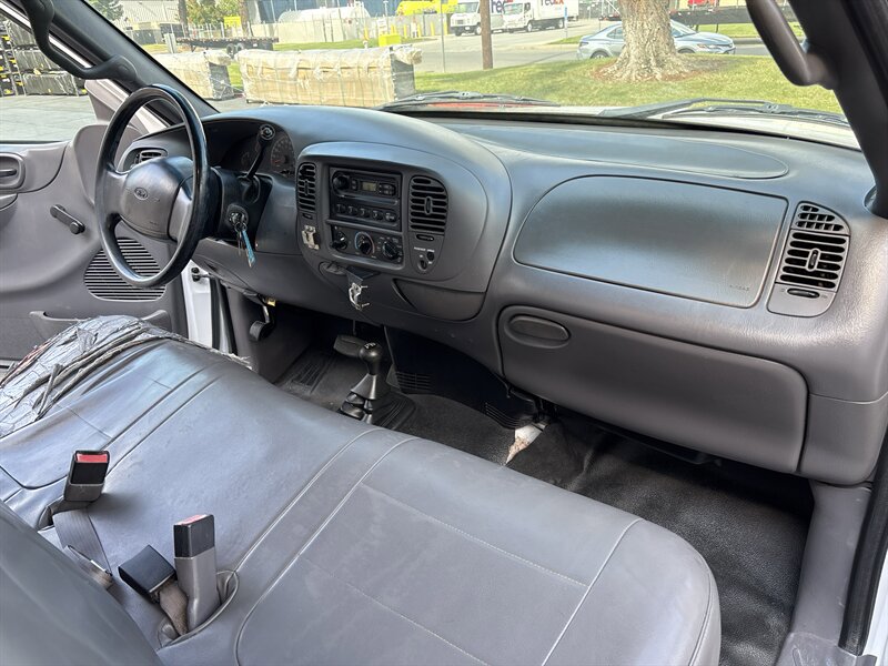Used 2002 Ford F150 XL AWD/4WD image 28