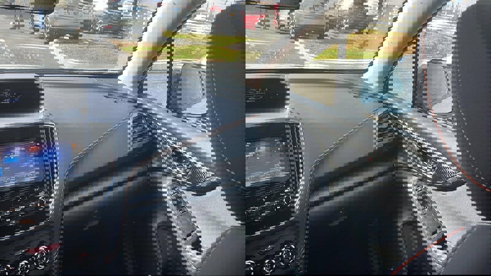 Used 2022 Subaru Crosstrek 2.0i Premium w/ Moonroof Package image 24