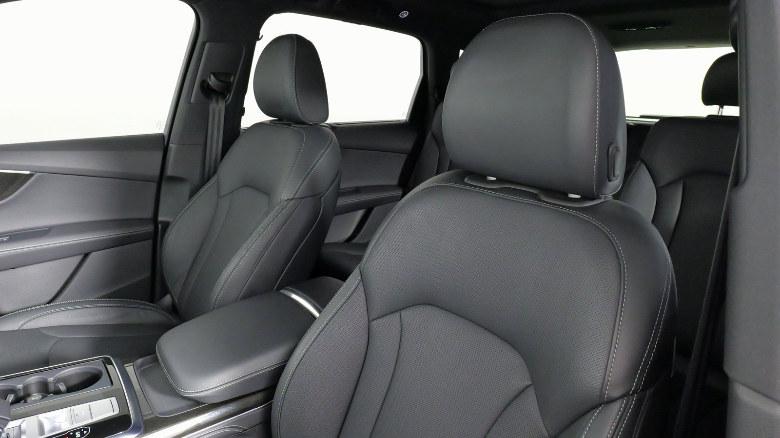 Used 2025 Audi Q7 3.0T Prestige w/ Prestige Package image 32