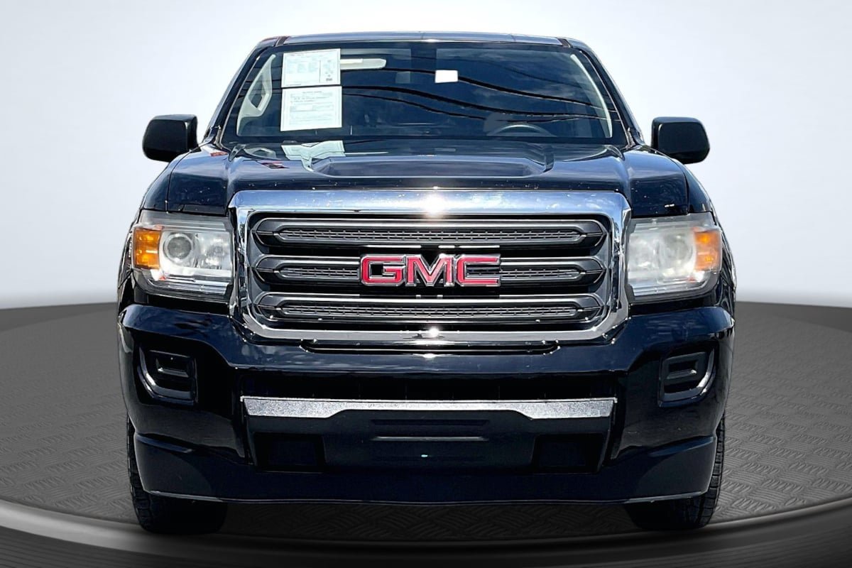 Used 2018 GMC Canyon 2WD Crew Cab w/ Convenience Package image 3