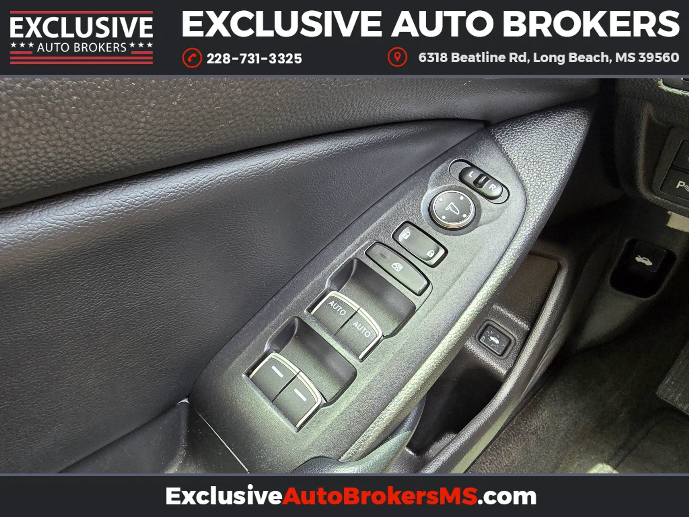 Used 2018 Honda Accord Touring image 15