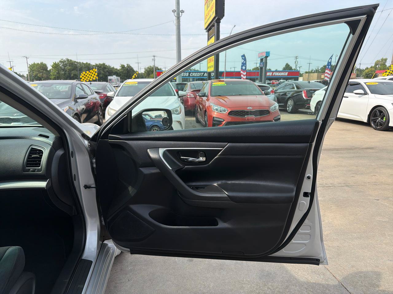 Used 2015 Nissan Altima 2.5 S w/ Power Driver Seat Package FWD image 20