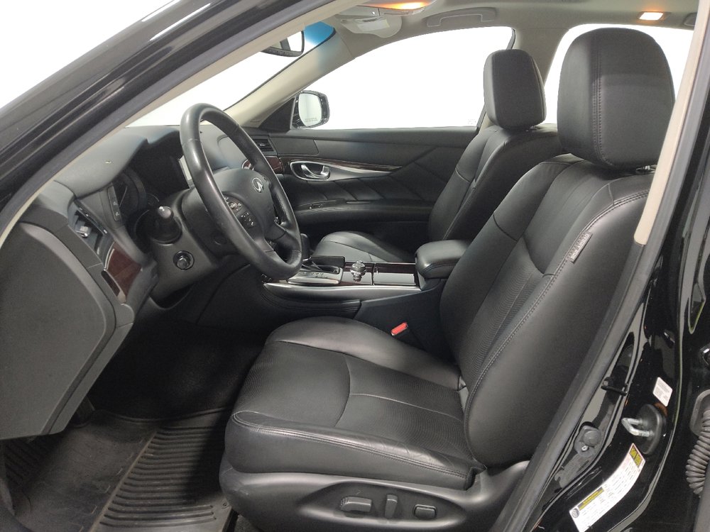 Used 2017 INFINITI Q70 3.7 image 17