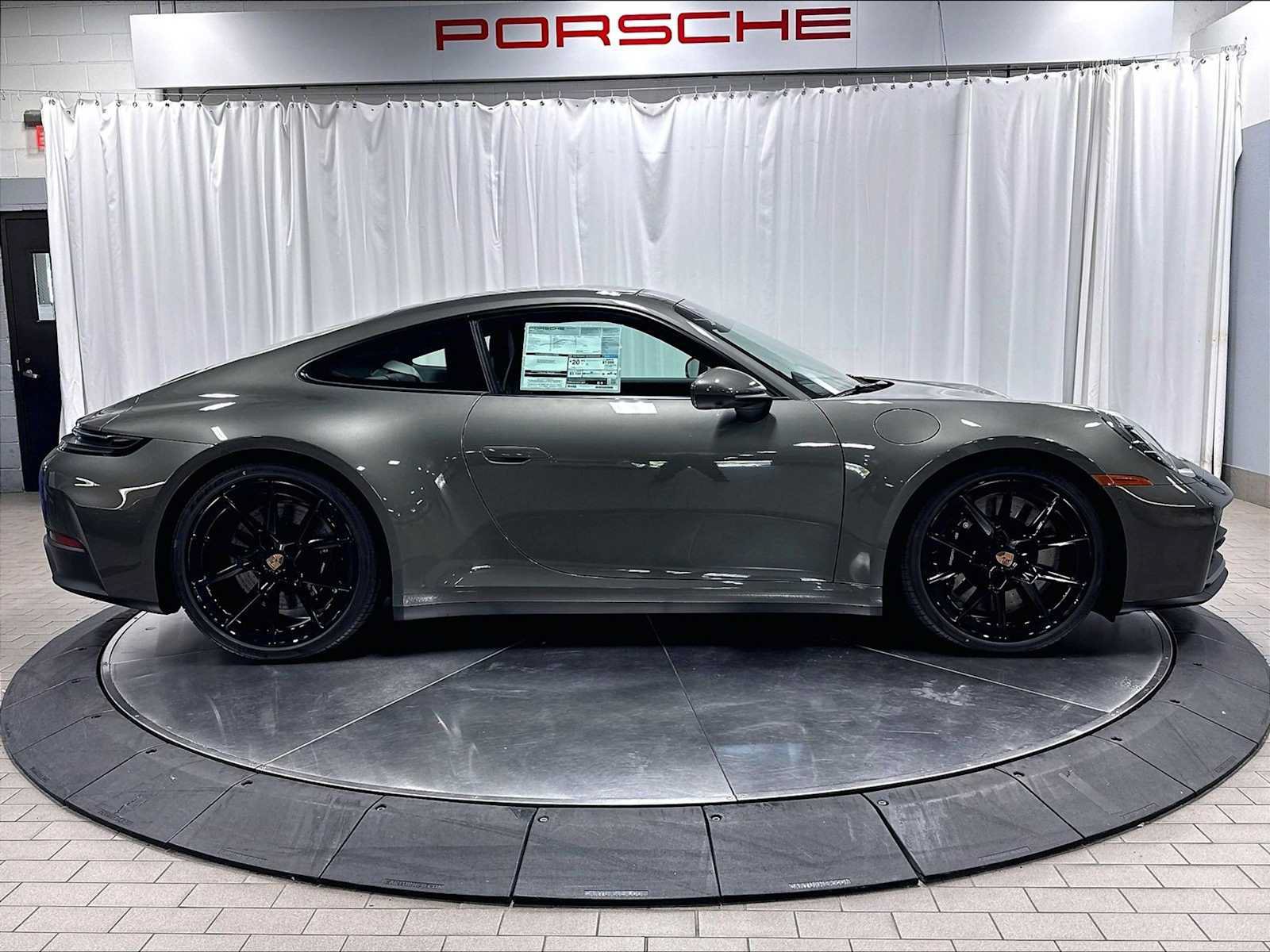 Used 2026 Porsche 911 Carrera S RWD image 10