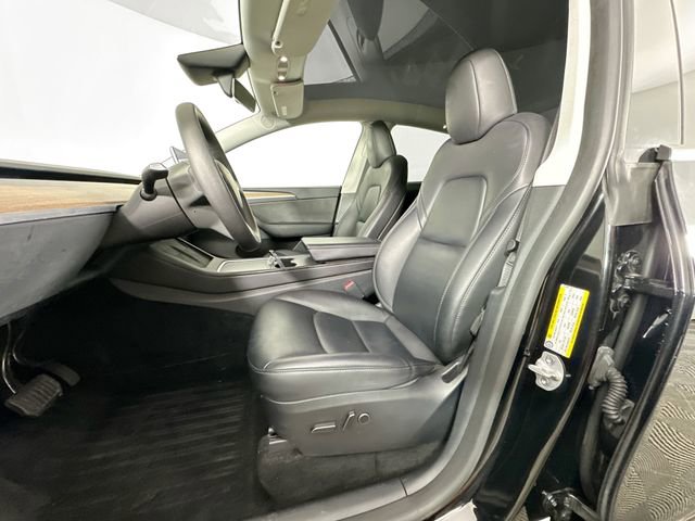 Used 2023 Tesla Model Y Long Range image 4