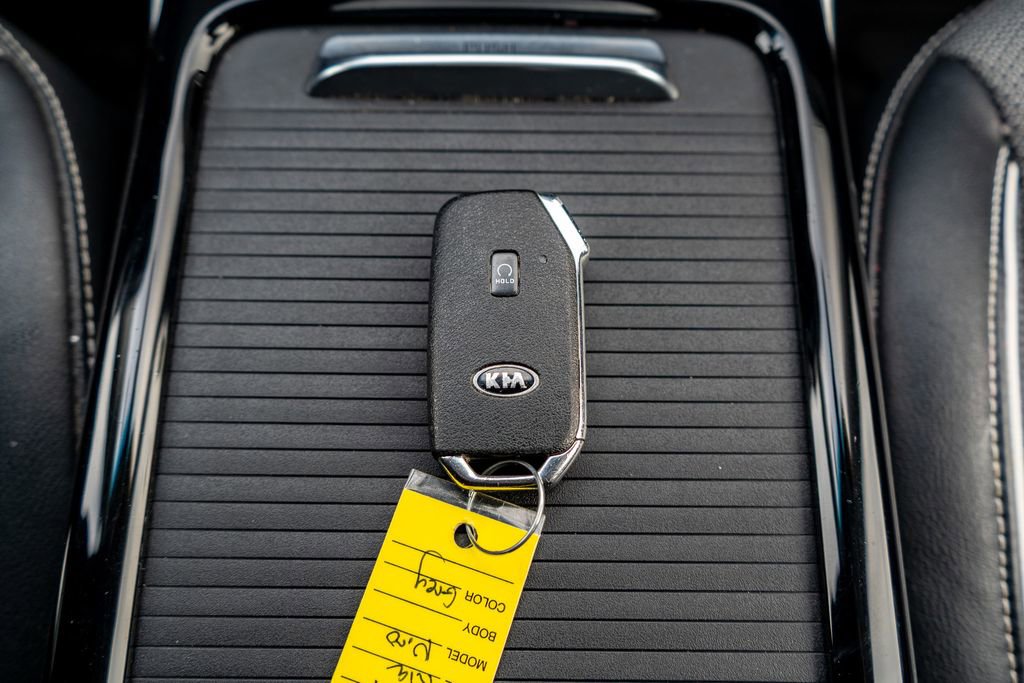 Used 2021 Kia Niro EX w/ Cold Weather Package image 29