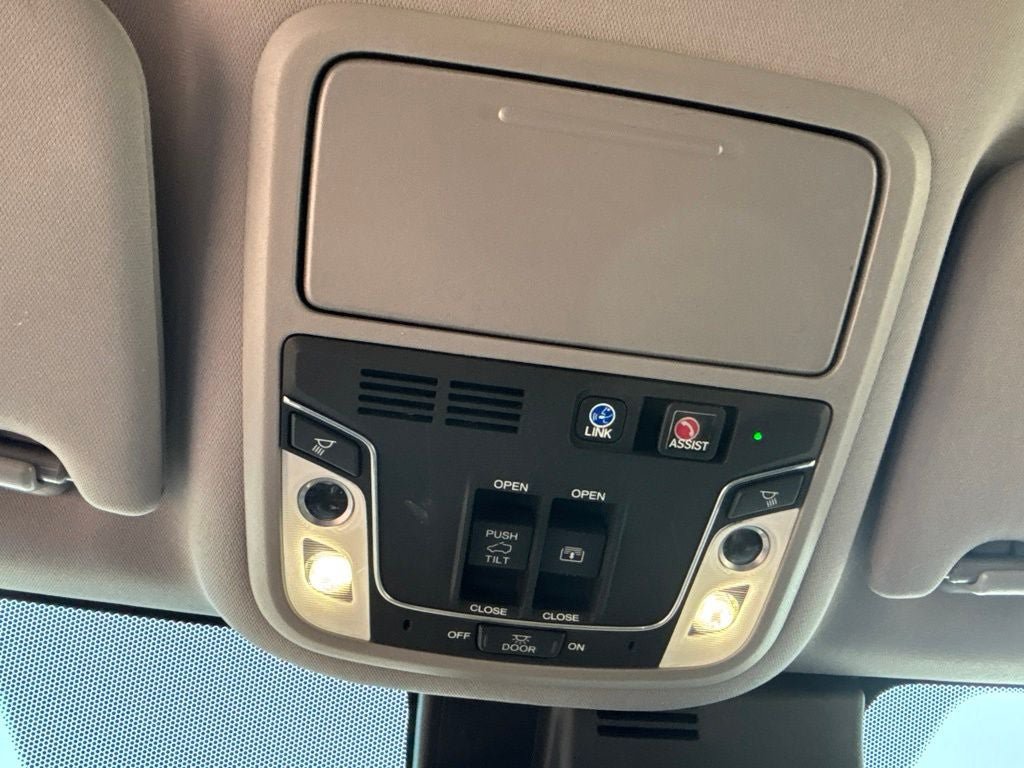 Used 2019 Honda Pilot Elite image 19