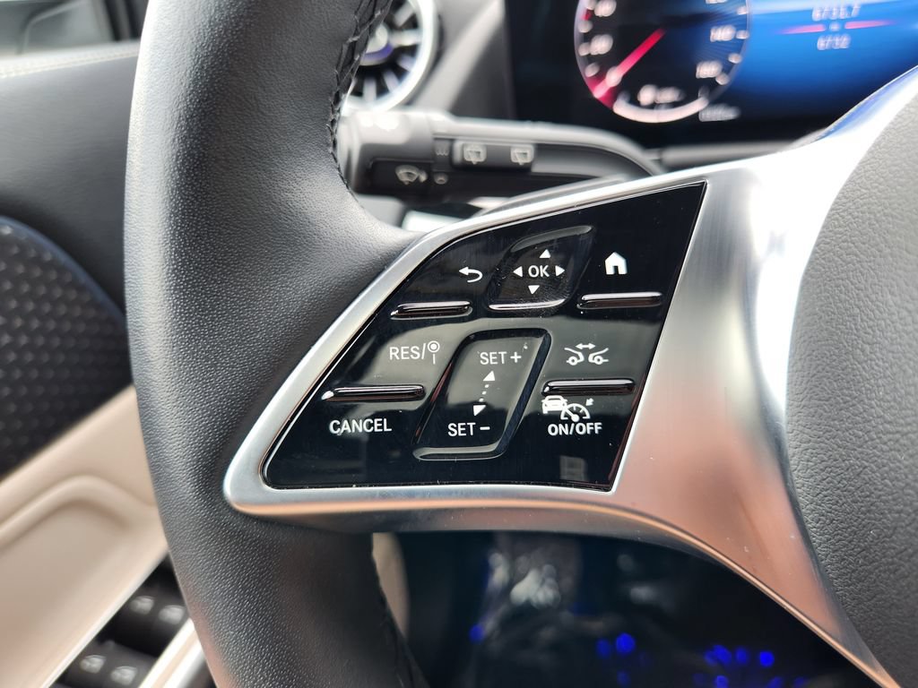 Certified 2026 Mercedes-Benz GLA 250 4MATIC image 33