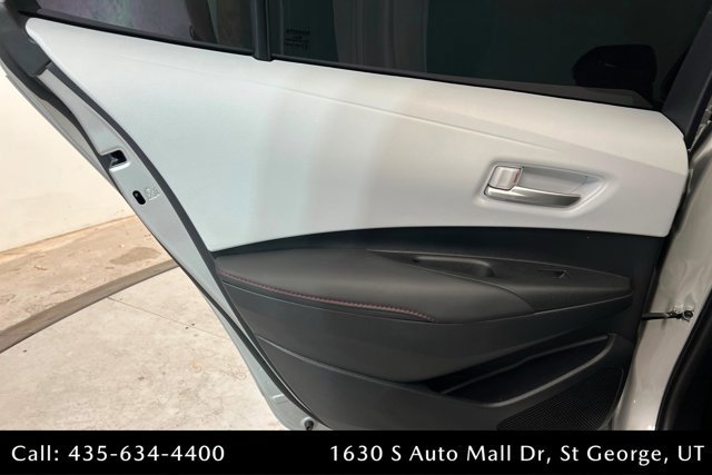 Used 2025 Toyota Corolla SE image 18
