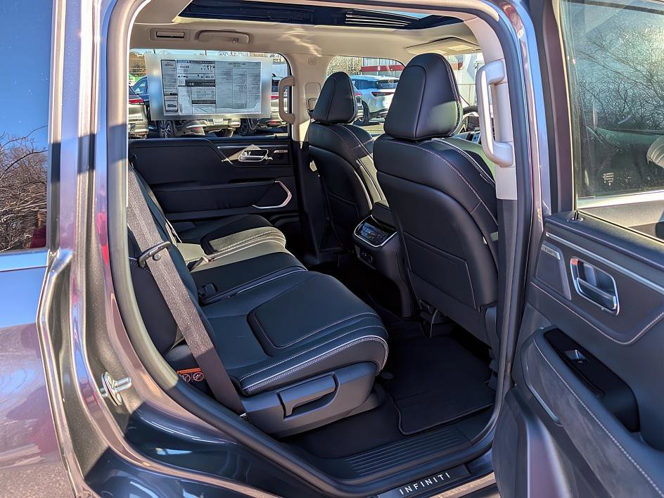 New 2026 INFINITI QX80 Luxe w/ Cargo Package image 21