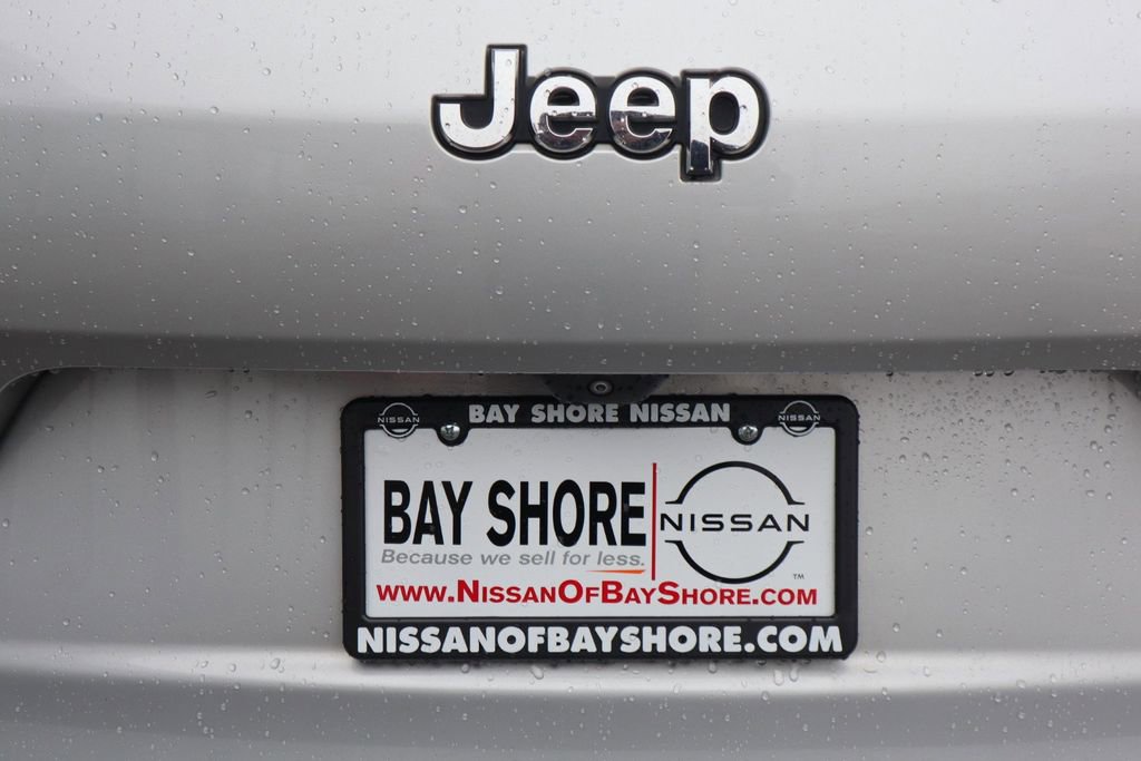Used 2022 Jeep Grand Cherokee L Limited image 35