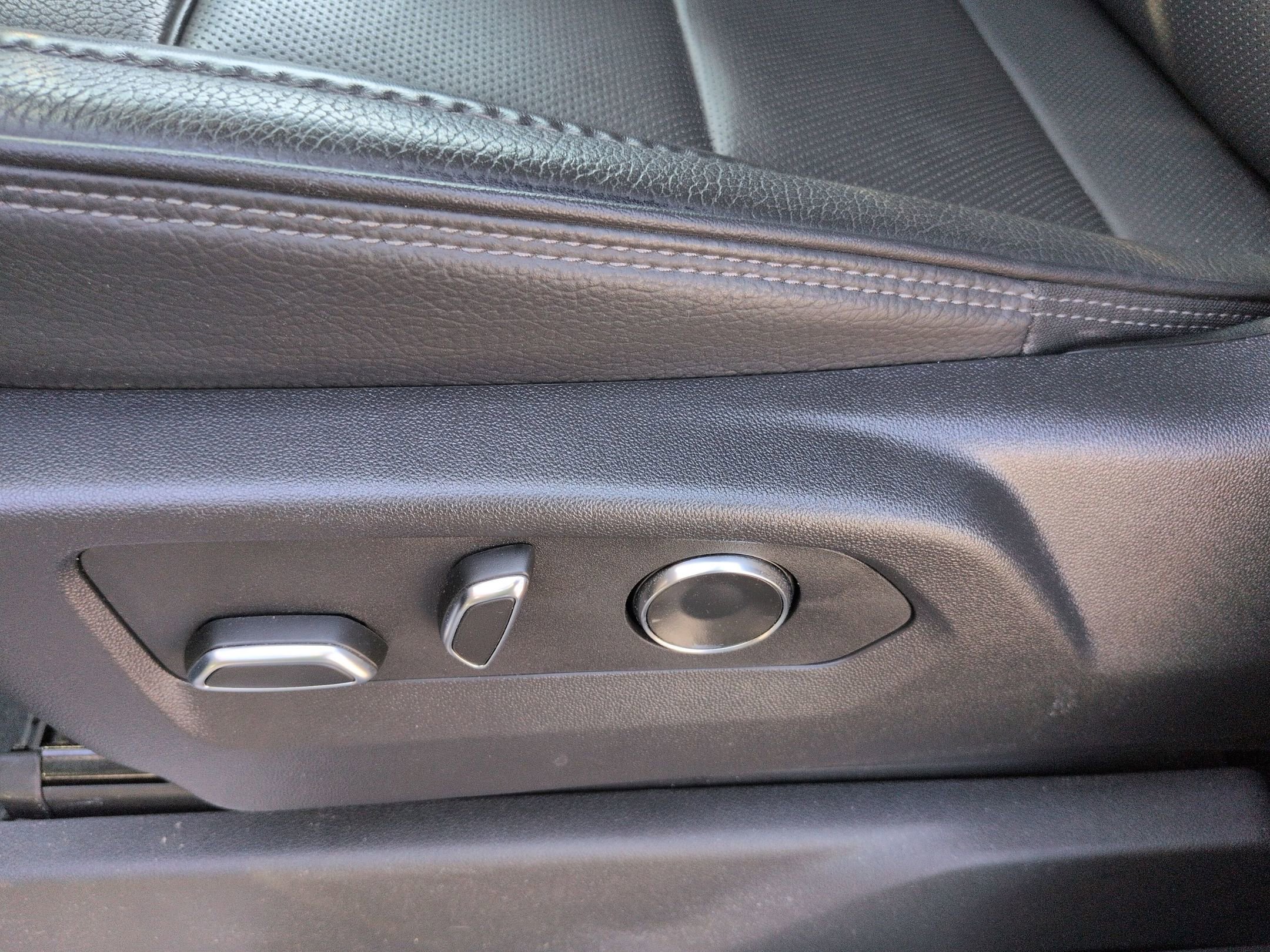 Certified 2025 GMC Sierra 1500 Denali w/ Denali Reserve Package image 17