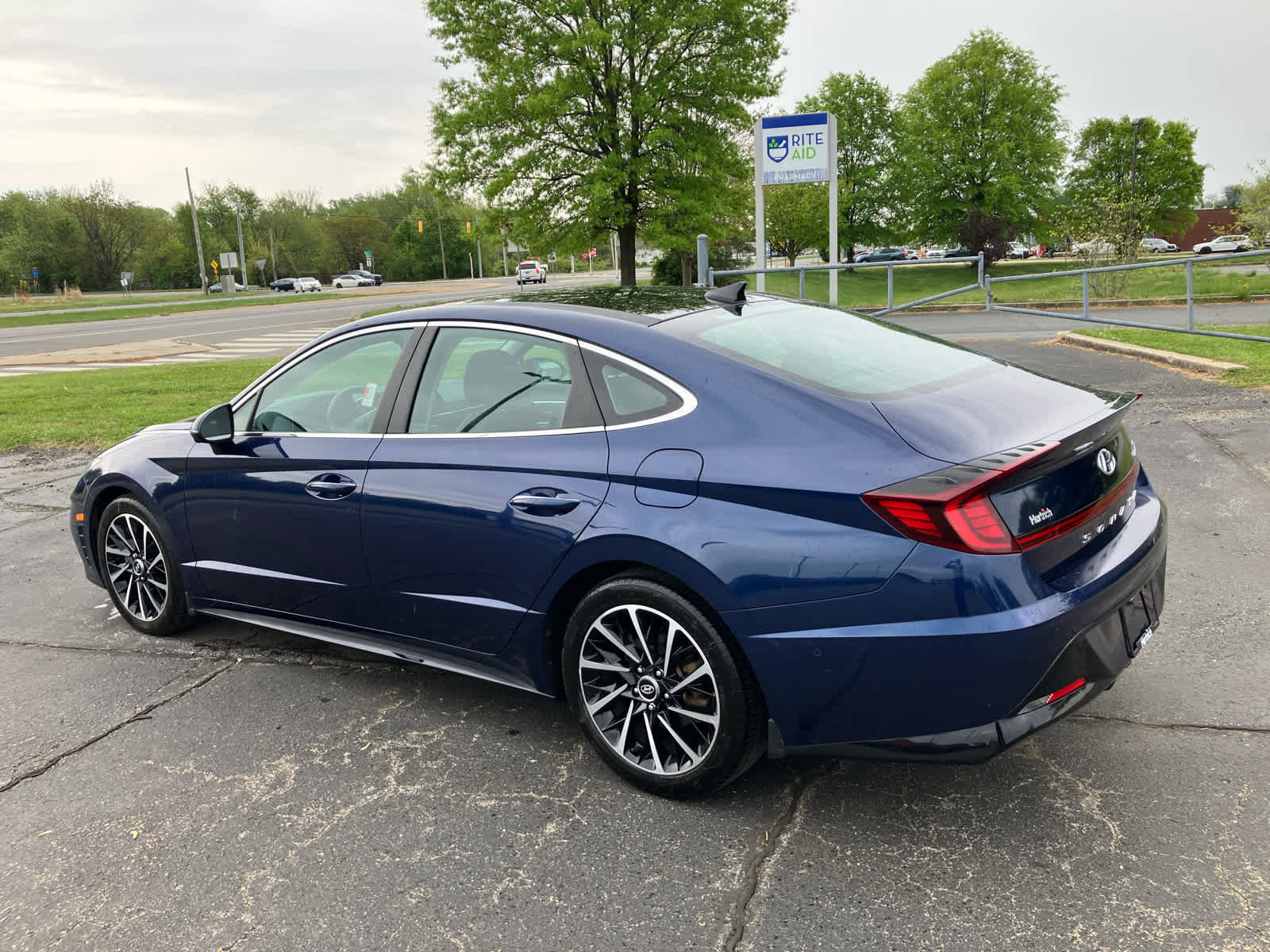 Used 2021 Hyundai Sonata Limited FWD image 4