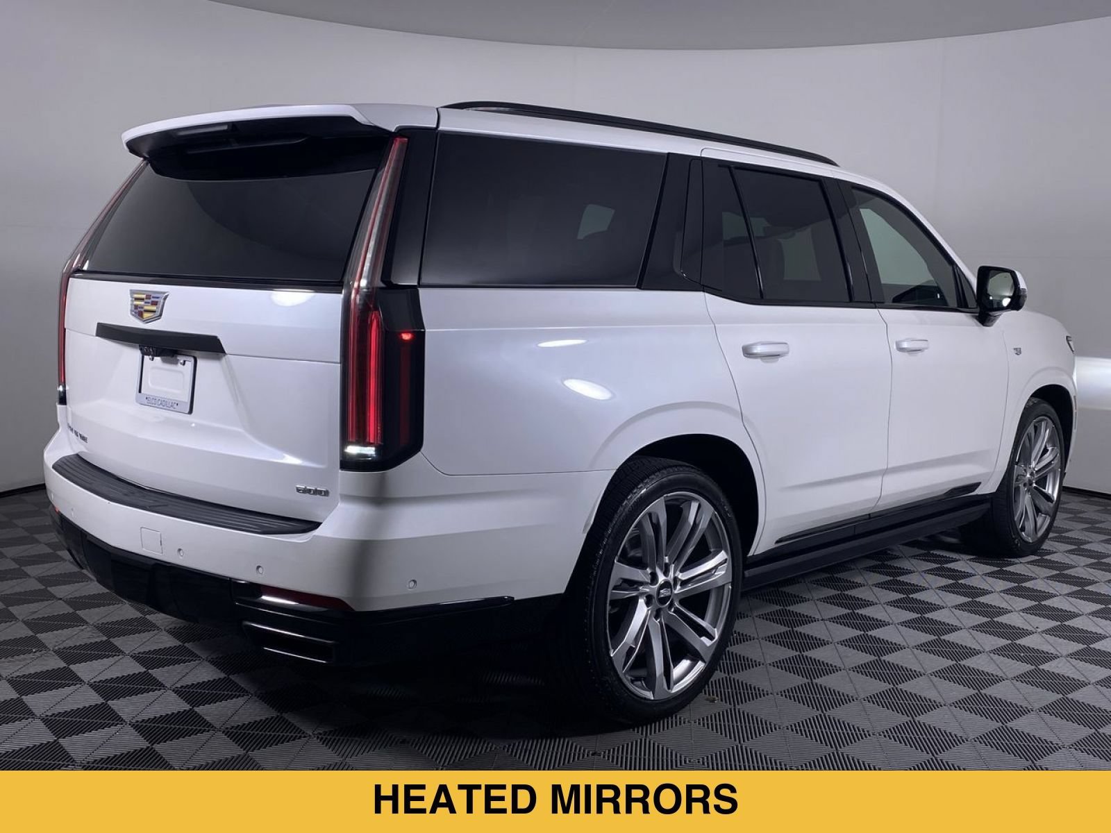 Certified 2025 Cadillac Escalade Sport Platinum w/ LPO, Floor Liner Package AWD/4WD image 21