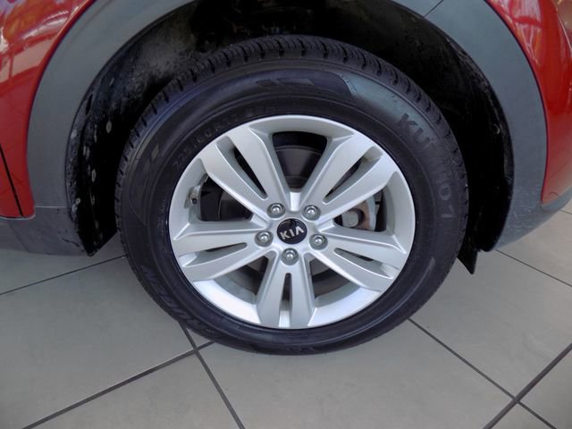 Used 2017 Kia Sportage LX w/ LX Popular Package image 10