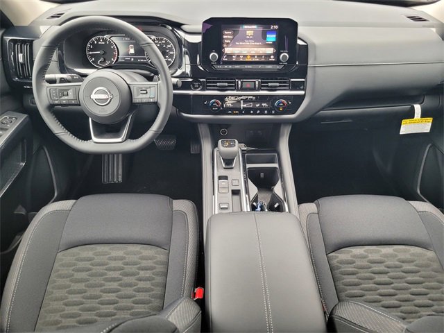 New 2025 Nissan Pathfinder SV image 10