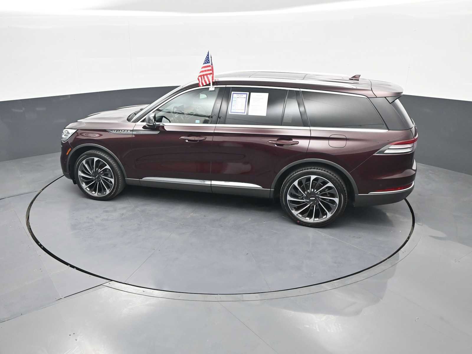 Used 2020 Lincoln Aviator Reserve w/ Equipment Group 202A AWD/4WD image 38