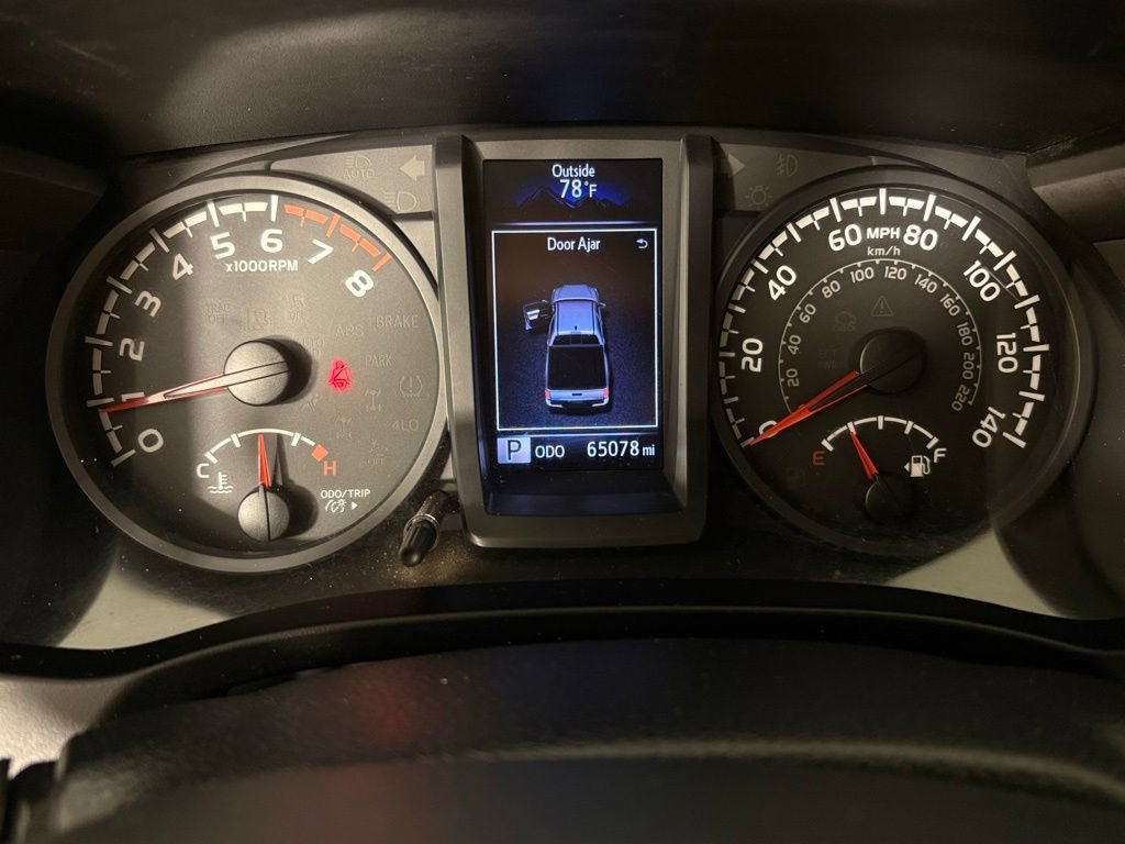 Used 2018 Toyota Tacoma SR w/ SR Convenience Package AWD/4WD image 24