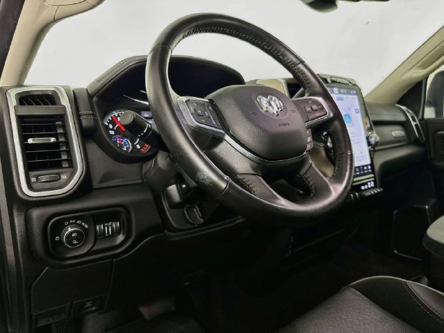 Used 2024 RAM 2500 Laramie AWD/4WD image 19