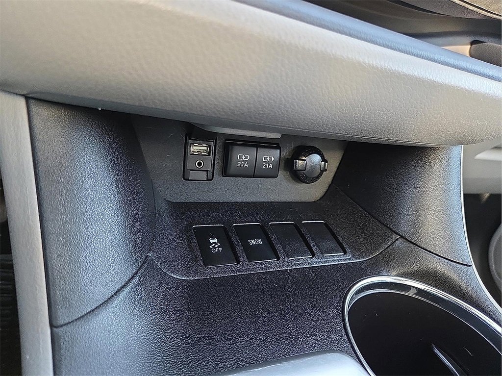 Used 2018 Toyota Highlander Limited image 15