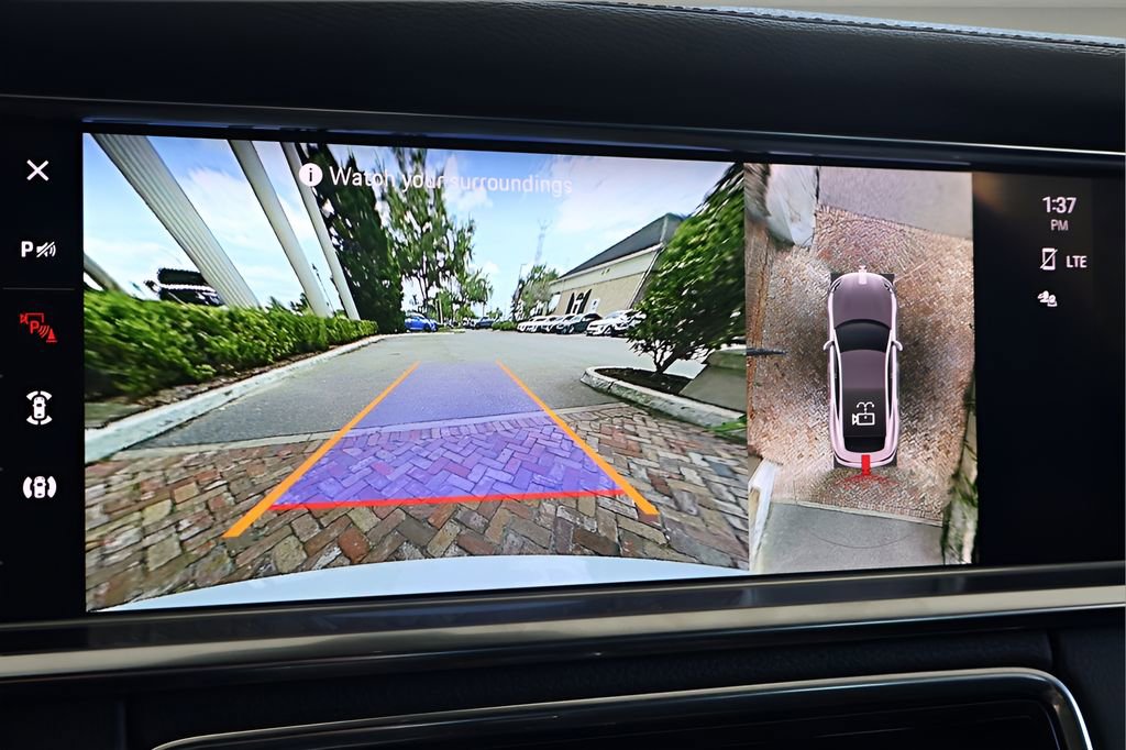 Used 2022 Porsche Panamera Platinum Edition image 25