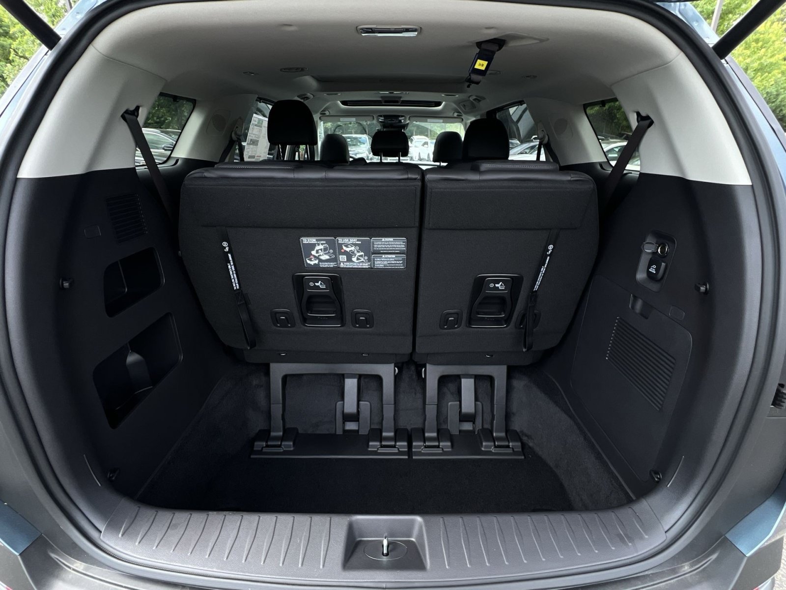New 2026 Kia Carnival SX Prestige FWD image 43