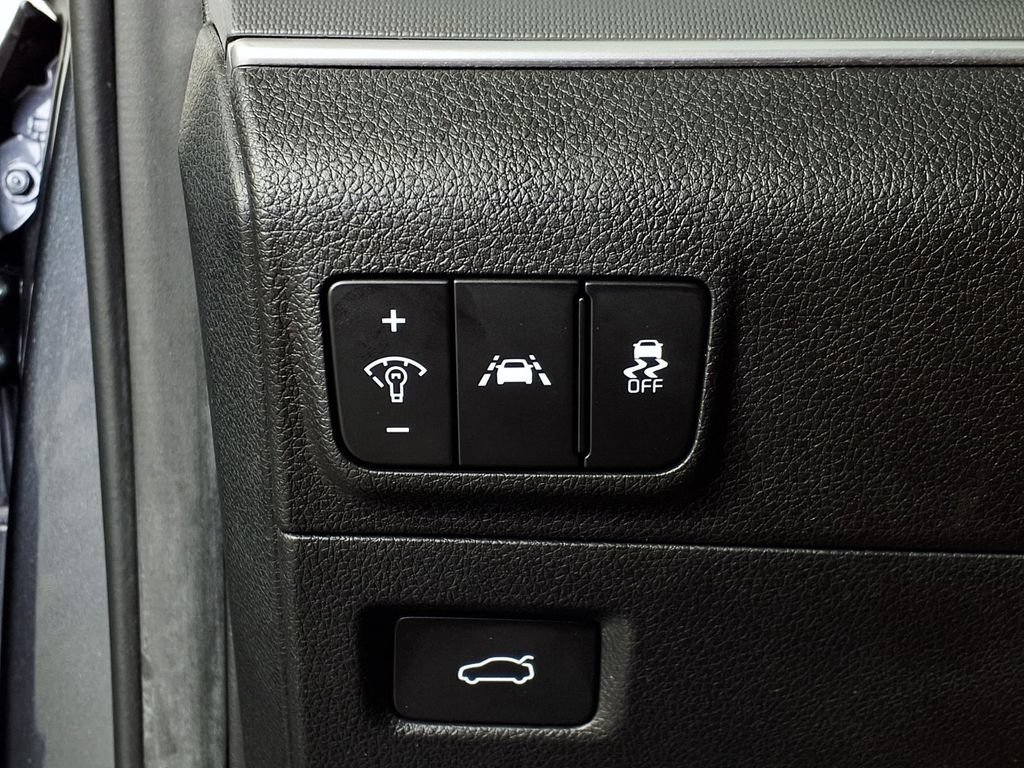 Used 2024 Kia K5 LXS FWD image 17