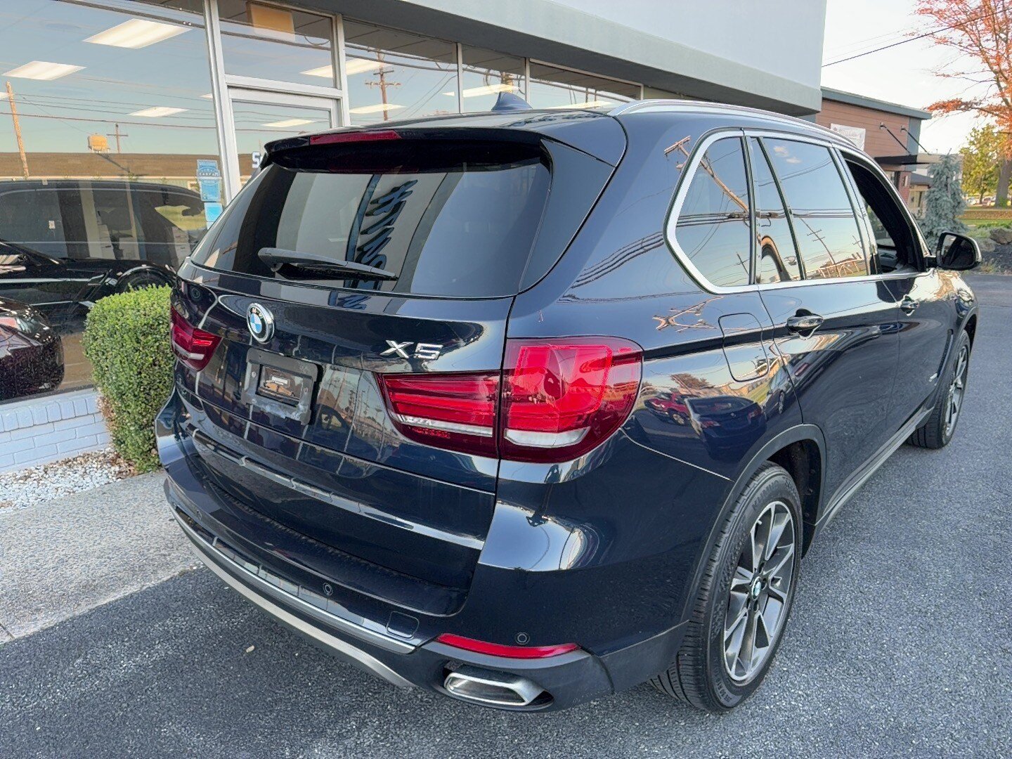 Used 2018 BMW X5 xDrive35i AWD/4WD image 3