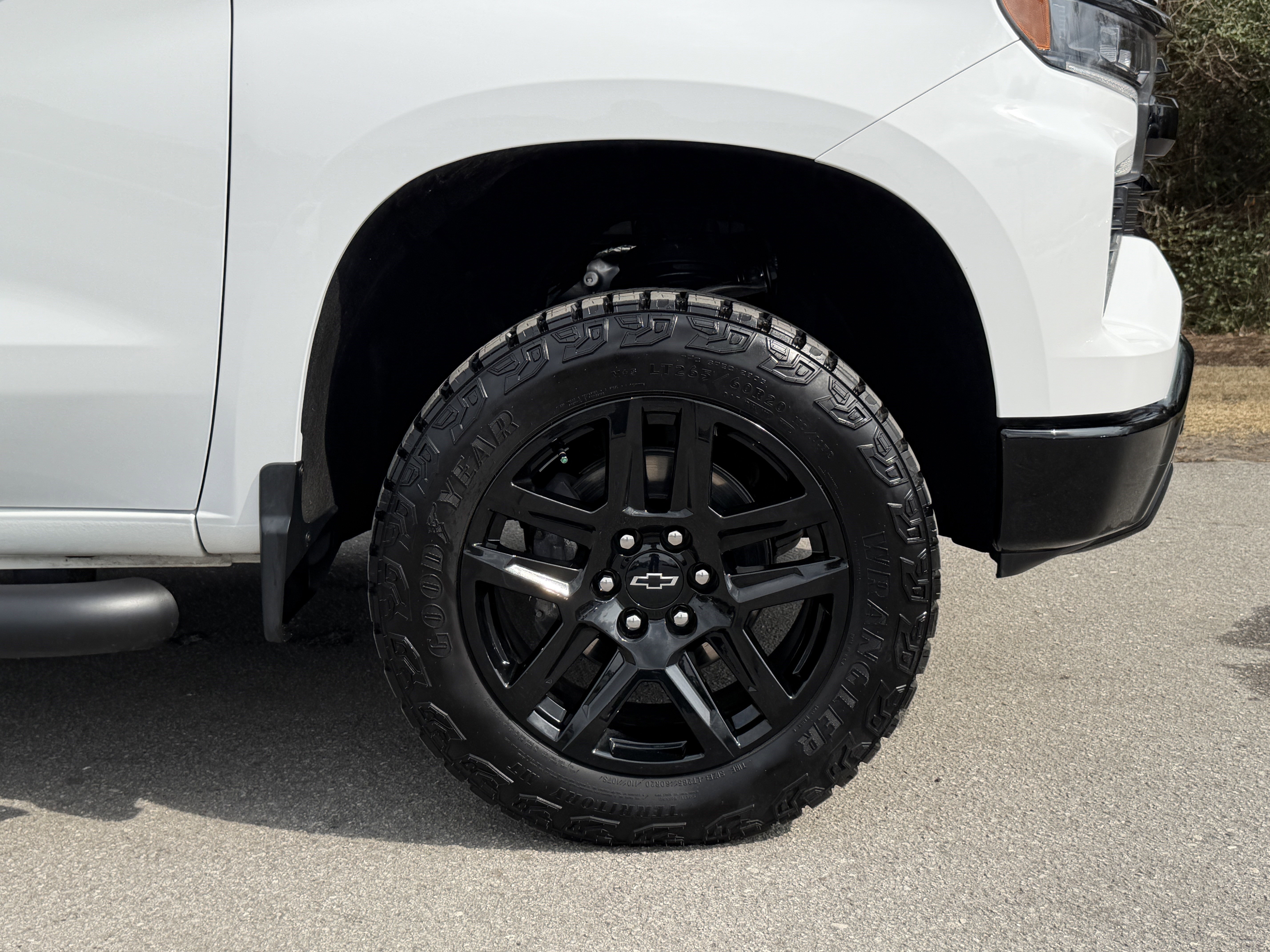 Used 2025 Chevrolet Silverado 1500 LT Trail Boss w/ LT Trail Boss Premium Package image 13