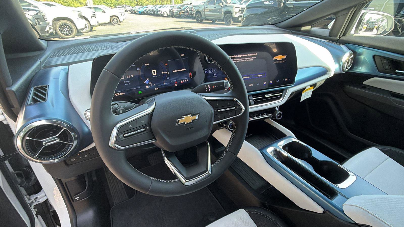 New 2026 Chevrolet Equinox EV LT FWD image 18
