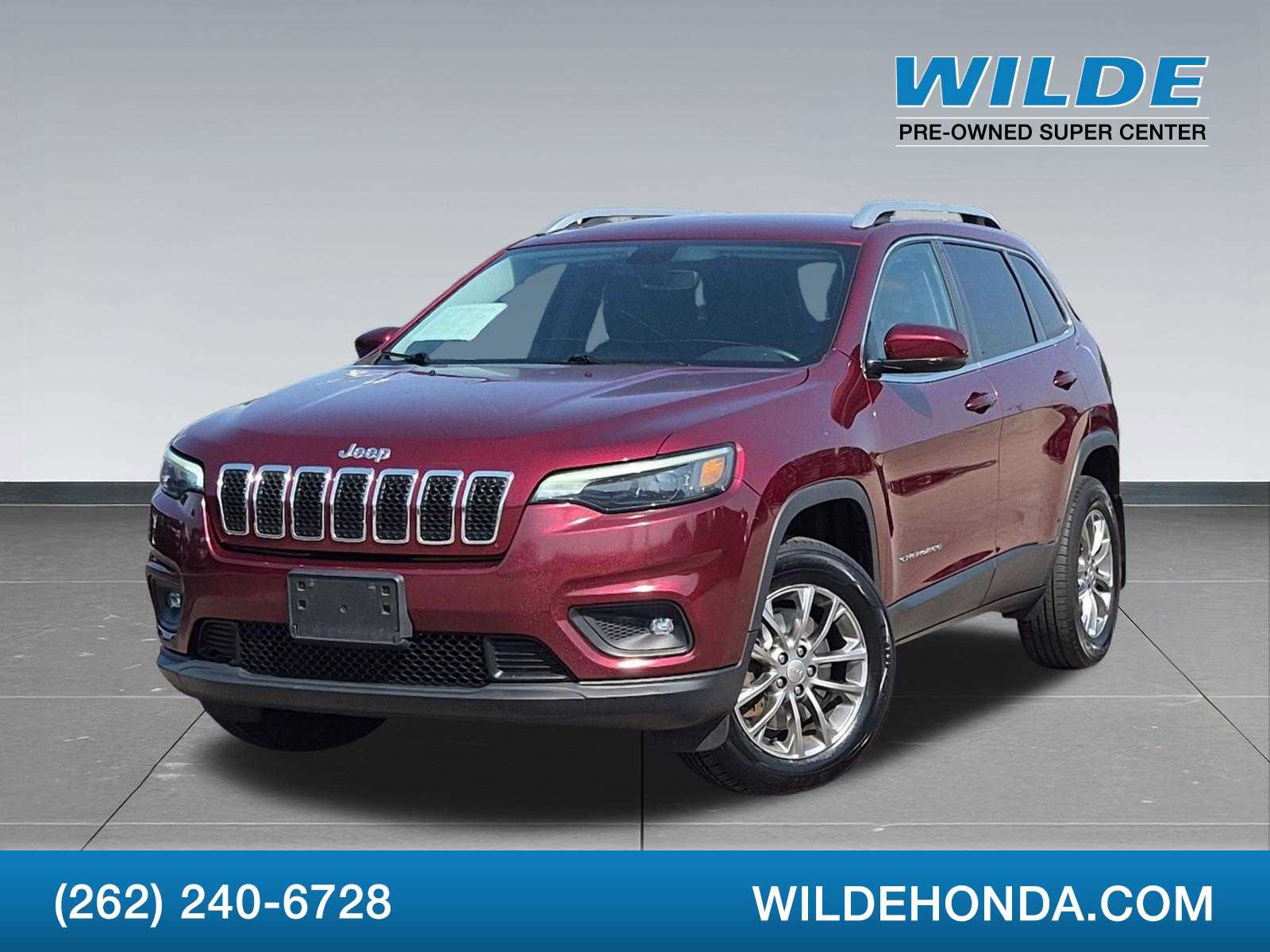 Used 2019 Jeep Cherokee Latitude Plus w/ Comfort/Convenience Group