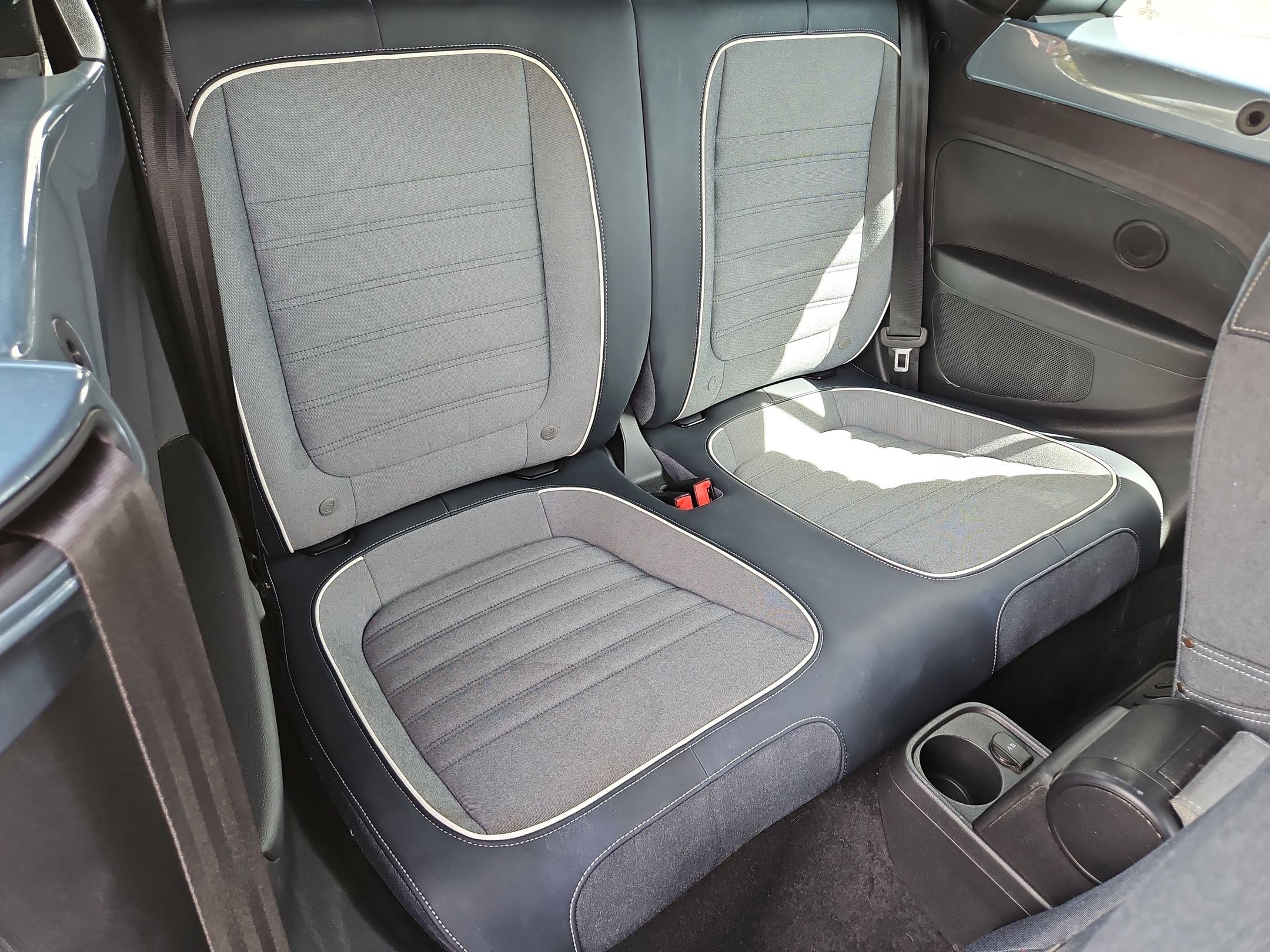 Used 2016 Volkswagen Beetle 1.8T Denim image 24