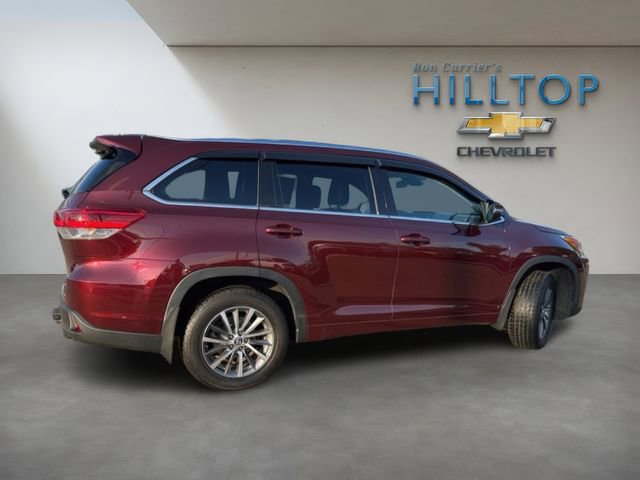Used 2018 Toyota Highlander XLE image 5