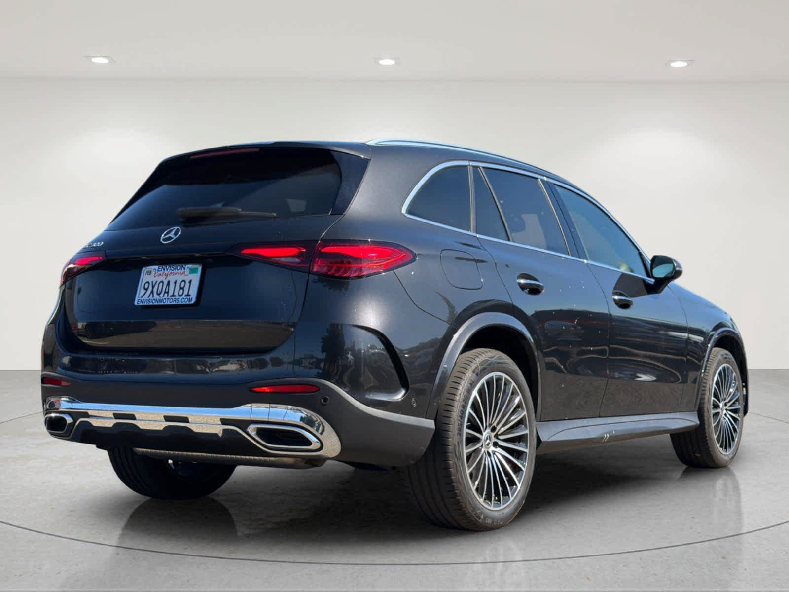 Certified 2026 Mercedes-Benz GLC 300 image 4