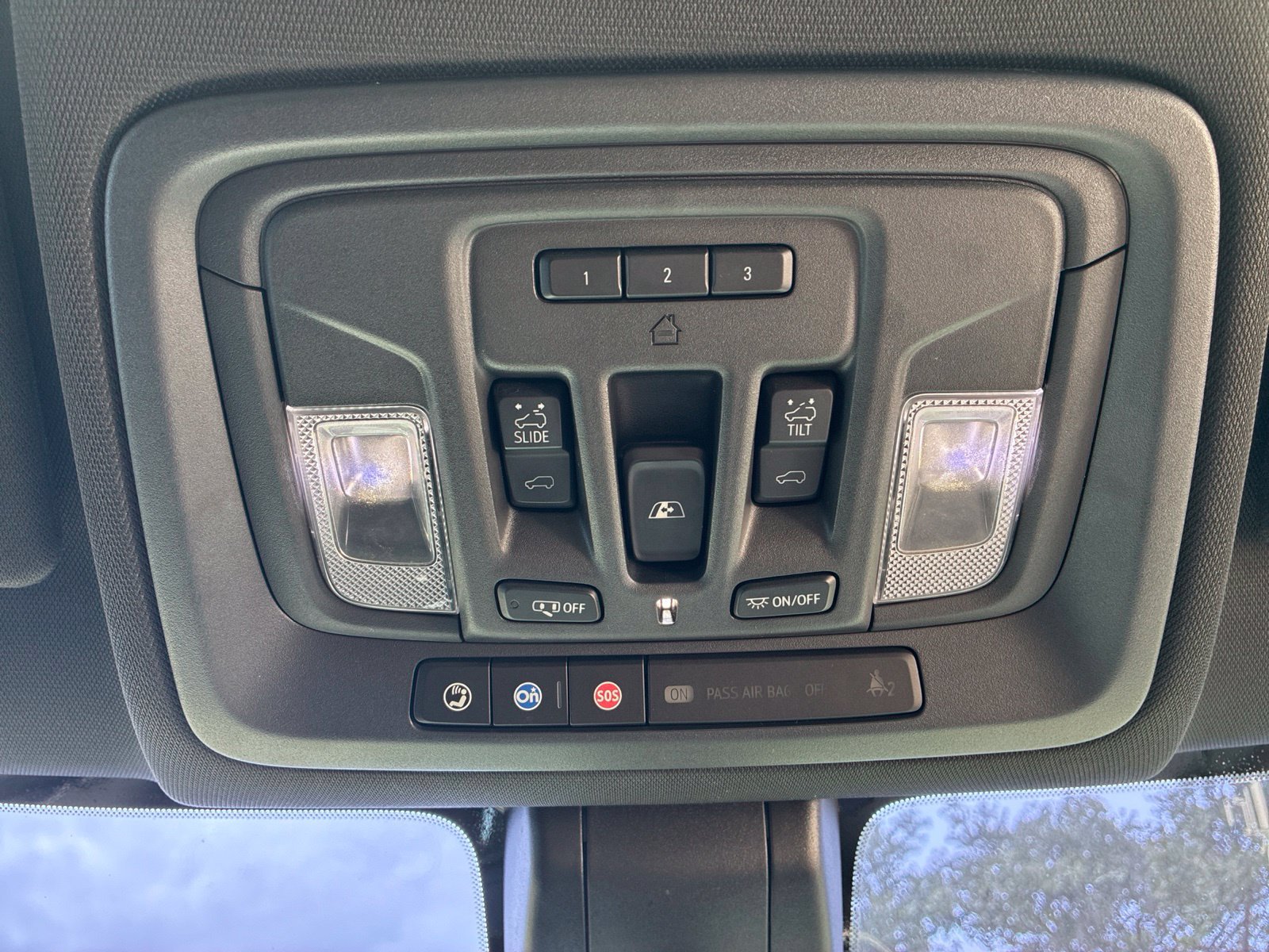 Used 2020 GMC Sierra 2500 AT4 w/ AT4 Premium Package AWD/4WD image 29