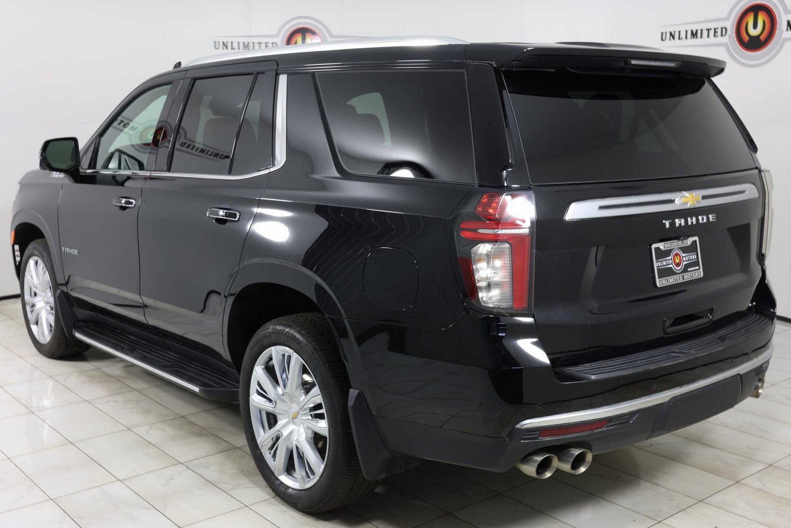 Used 2024 Chevrolet Tahoe High Country image 4