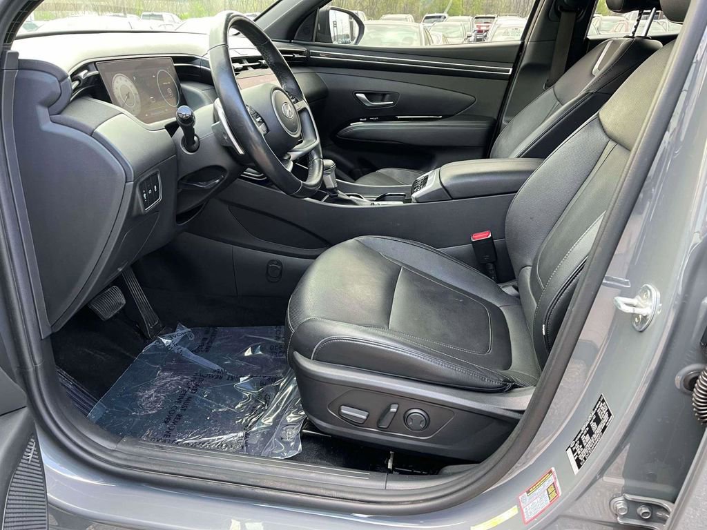 Used 2022 Hyundai Santa Cruz Limited image 15