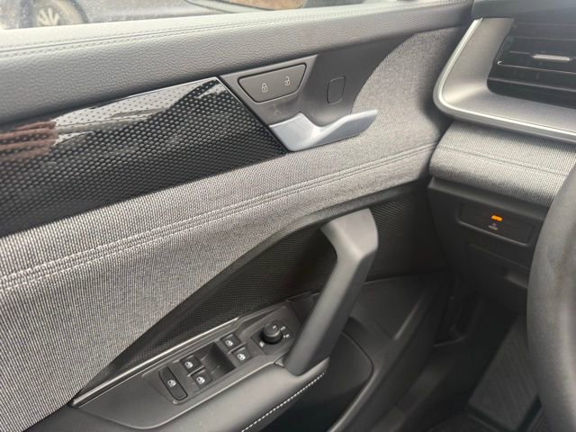 New 2026 Volkswagen Tiguan S image 18