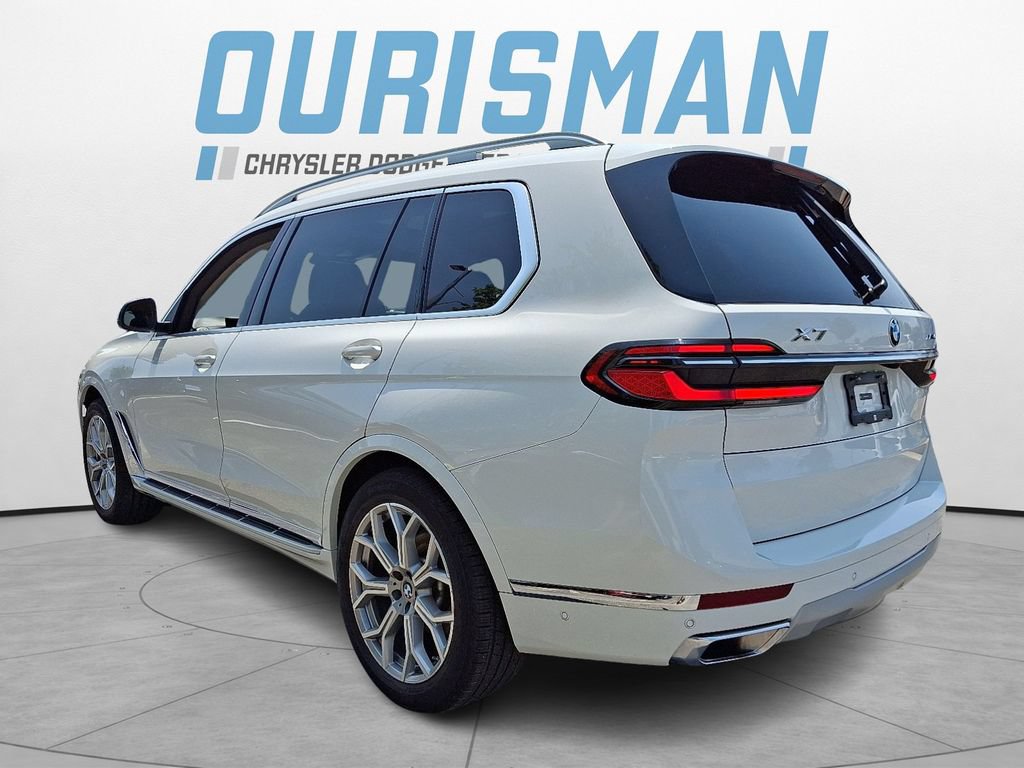 Used 2026 BMW X7 xDrive40i AWD/4WD image 4