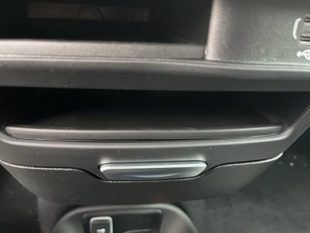 New 2026 Chrysler Pacifica Select image 22