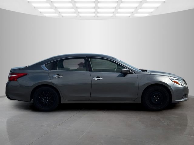 Used 2016 Nissan Altima 2.5 S w/ Power Driver Seat Package FWD image 8