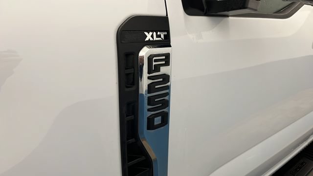 Used 2024 Ford F250 XLT AWD/4WD image 36