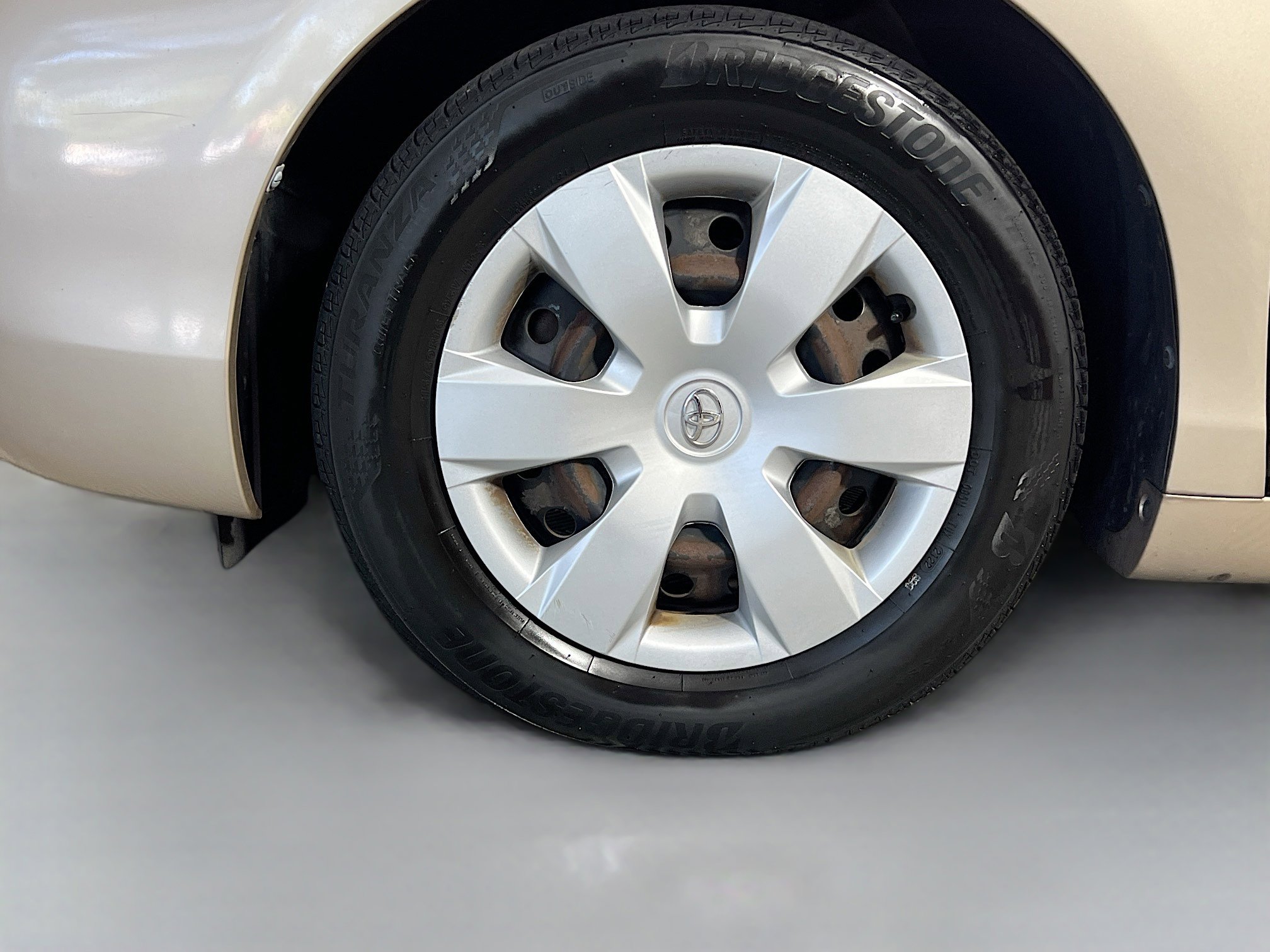 Used 2009 Toyota Camry LE image 14