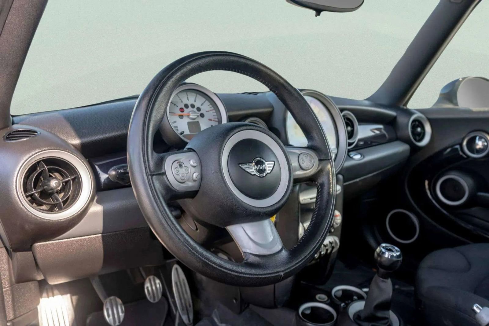 Used 2009 MINI Cooper S image 8