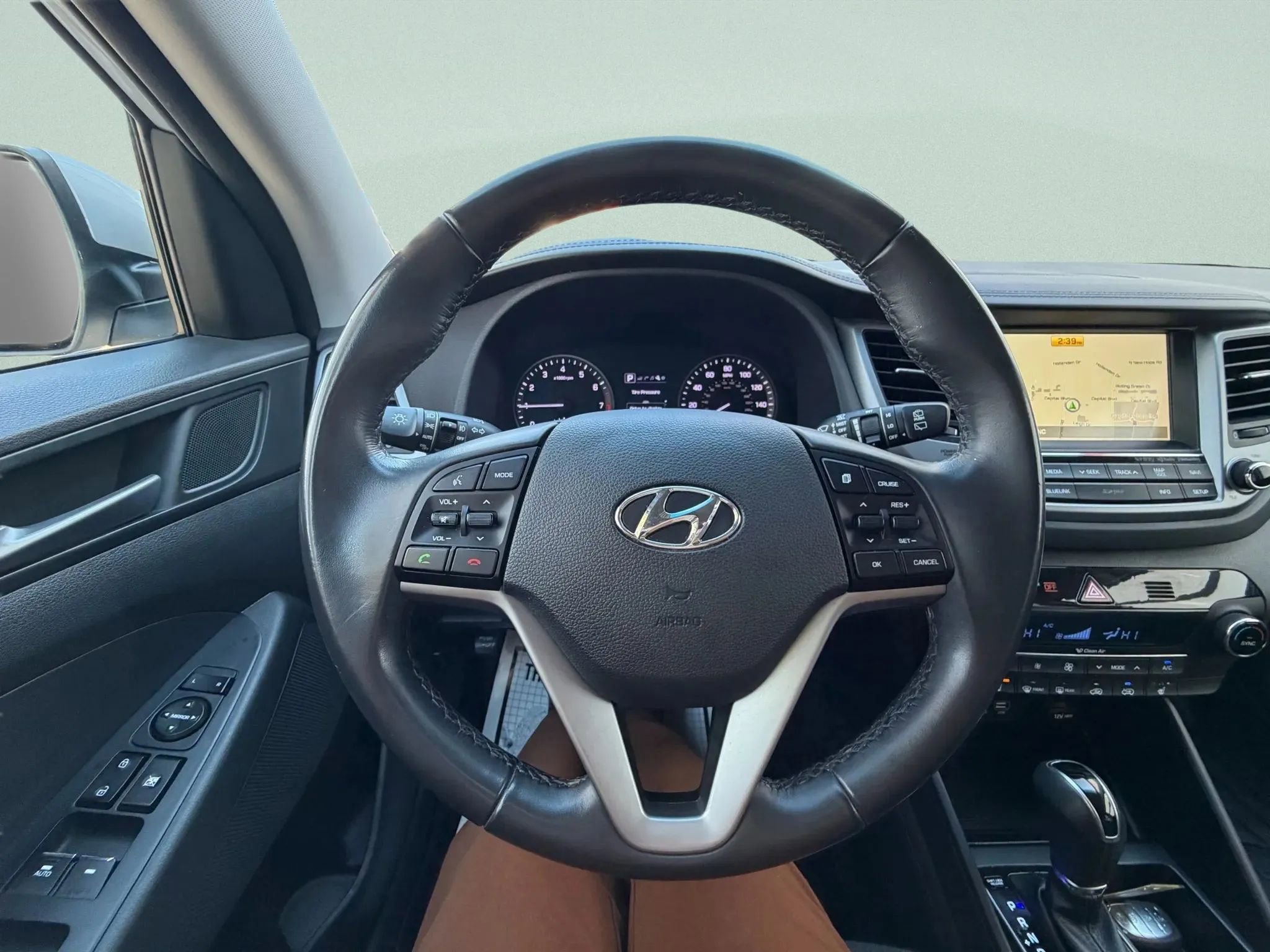 Used 2017 Hyundai Tucson Limited image 43