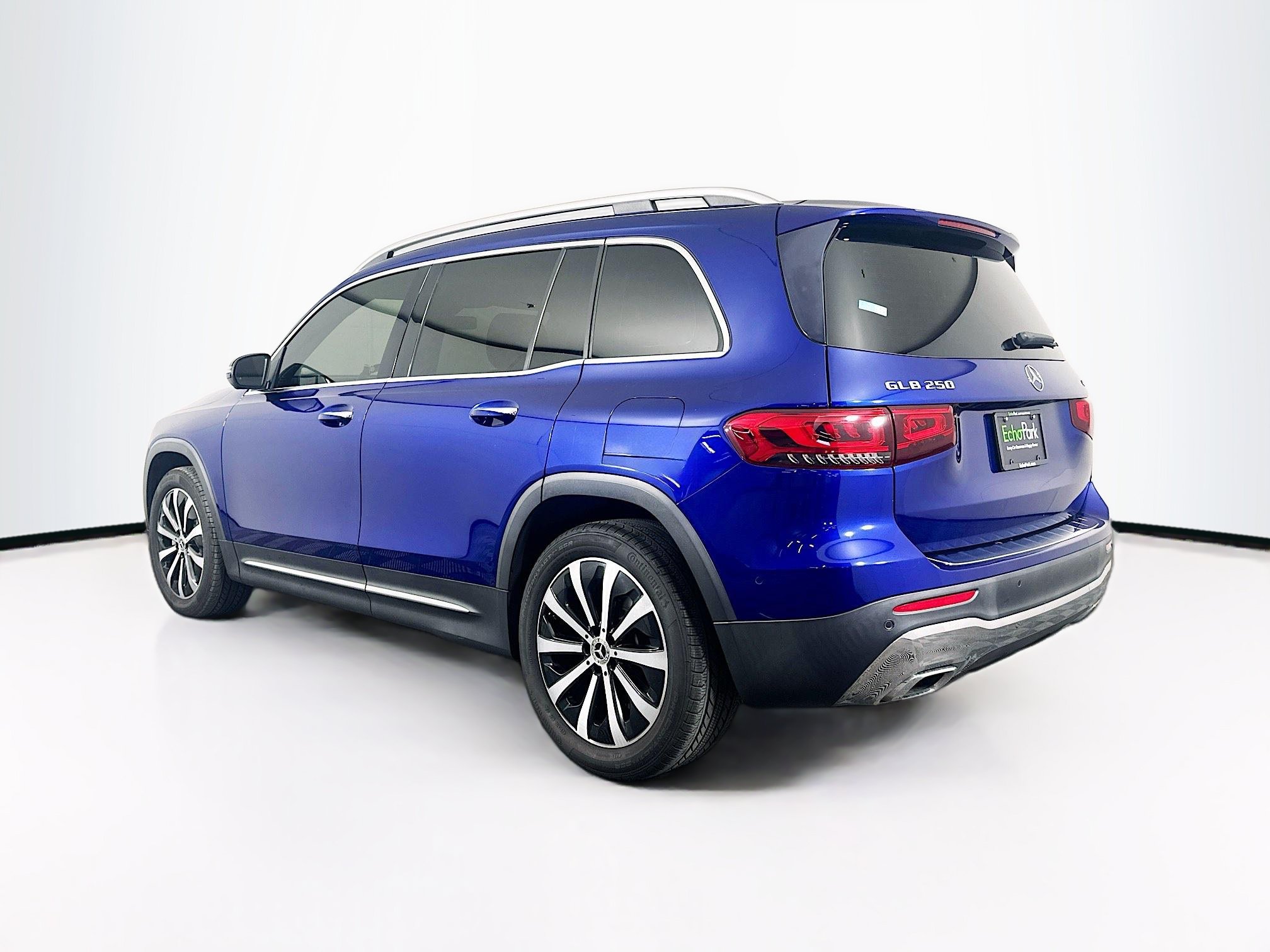 Used 2022 Mercedes-Benz GLB 250 4MATIC image 5